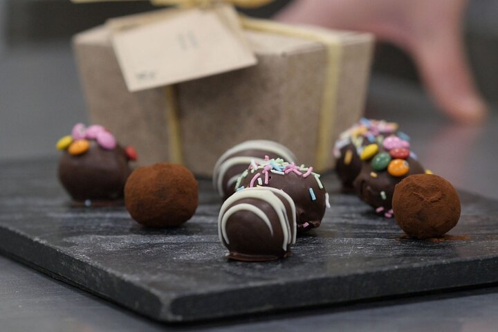 Class - Introduction to Chocolate Making at York Cocoa Works - Photo 1 of 3